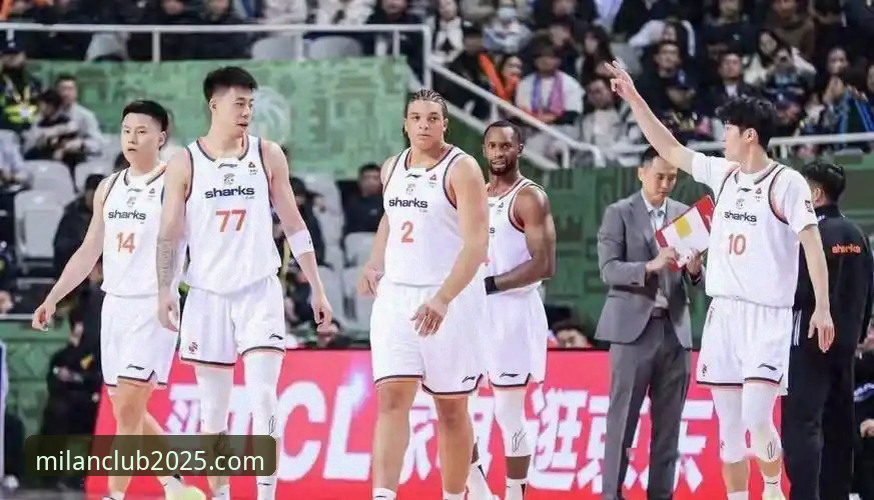 米兰荣誉官网评测 团队协作与个人英雄主义:上海男篮的12连胜与天津的7连败背后
